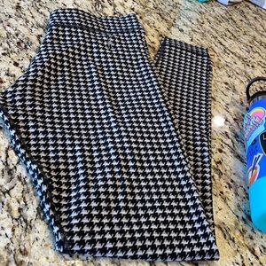 NWOT Smartwool houndstooth base layer
